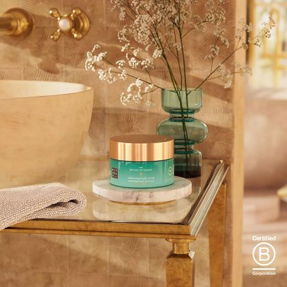 RITUALS Body Scrub The Ritual of Karma – Körperpeeling mit Lotus, weißem Tee, Salz und Meeresmineralien – 94% Inhaltsstoffe natürlichen Ursprungs – 300 g